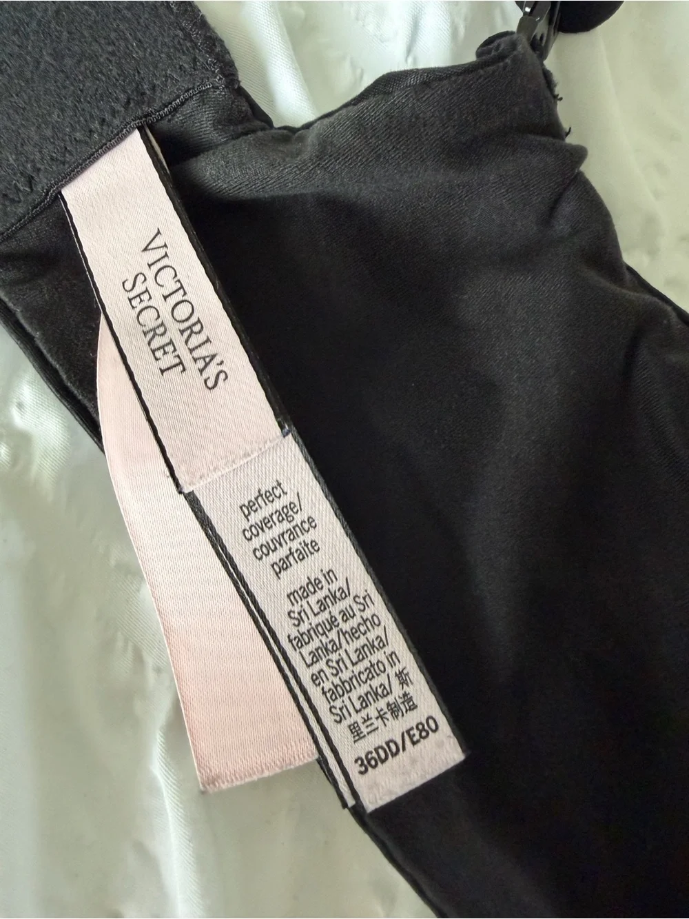 VICTORIA’S SECRET Body Perfect Coverage bra 36DD - Picture 2 of 4